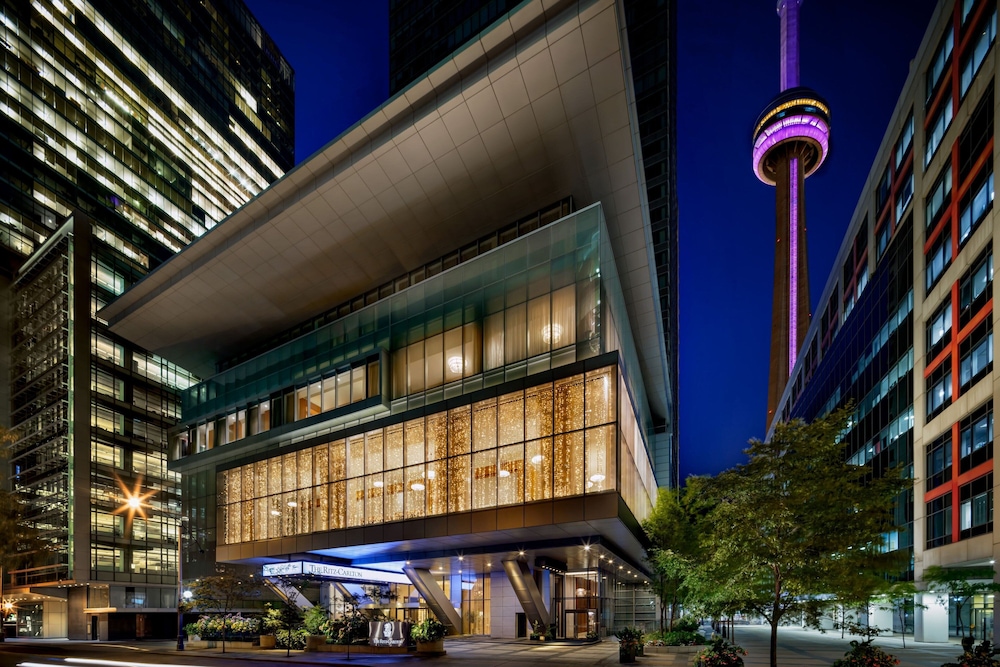 The Ritz-Carlton, Toronto — Hotel building in Toronto, Ontario