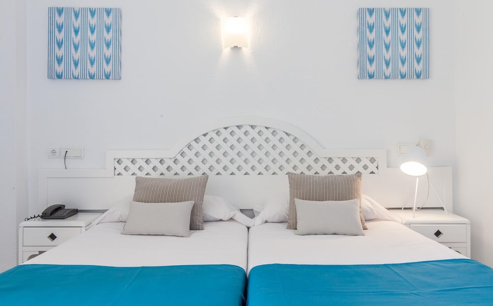 BLUESEA Costa Verde — Hotel rooms in Cala Blava, Balearic Islands