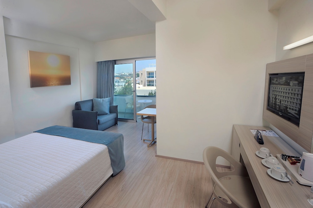 Nestor Hotel — Hotel rooms in Ayia Napa, Famagusta Region
