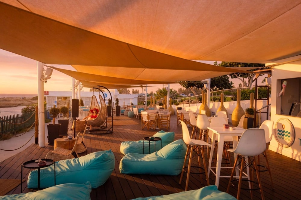 Cavo Maris Beach Hotel — Restaurant & bars in Protaras, Famagusta Region