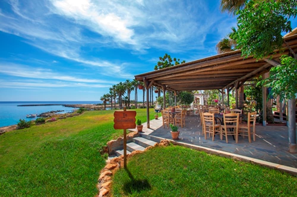 Cavo Maris Beach Hotel — Restaurant & bars in Protaras, Famagusta Region