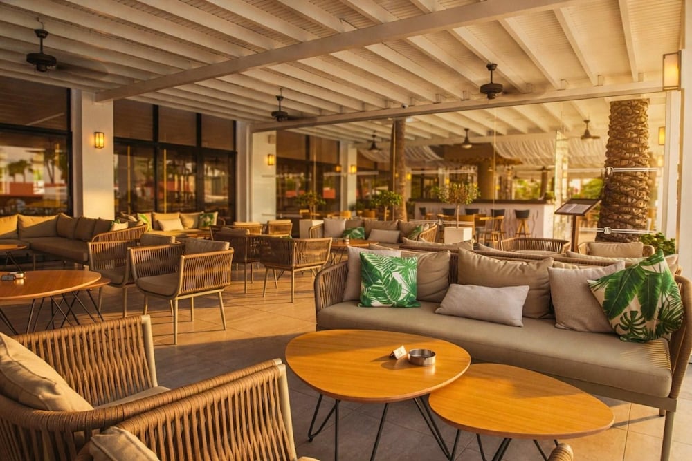 Cavo Maris Beach Hotel — Restaurant & bars in Protaras, Famagusta Region