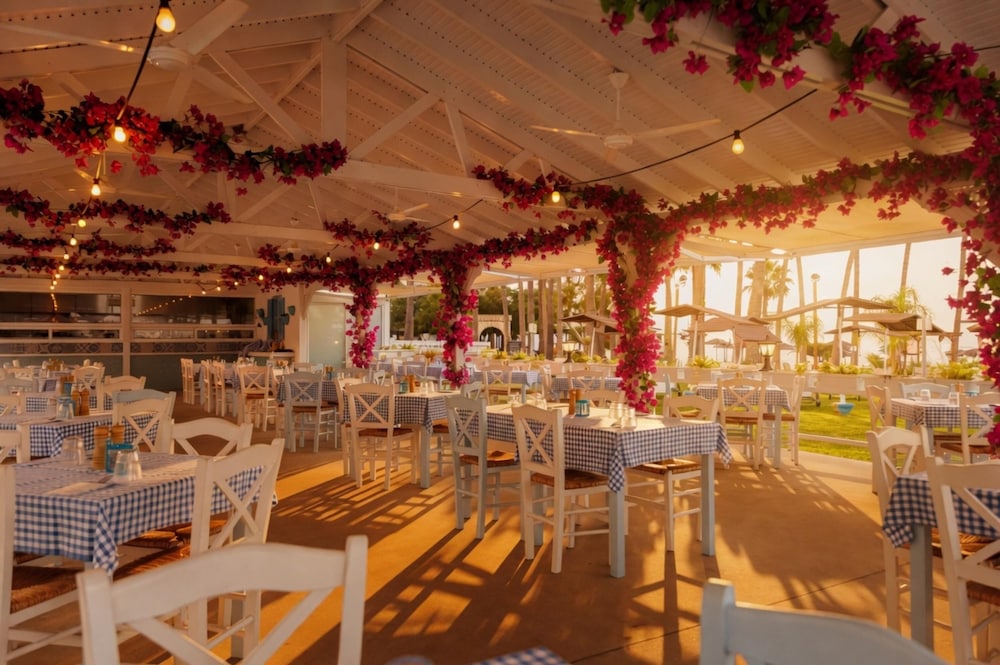 Cavo Maris Beach Hotel — Restaurant & bars in Protaras, Famagusta Region