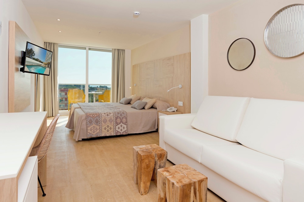 HSM Son Verí - Adults Only — Hotel rooms in Playa de Palma, Balearic Islands