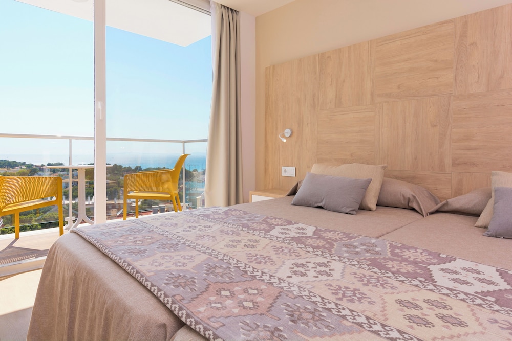 HSM Son Verí - Adults Only — Hotel rooms in Playa de Palma, Balearic Islands