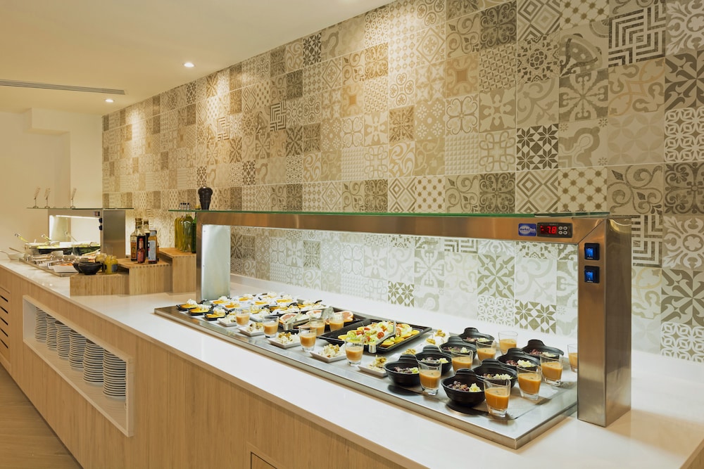 HSM Son Verí - Adults Only — Restaurant & bars in Playa de Palma, Balearic Islands