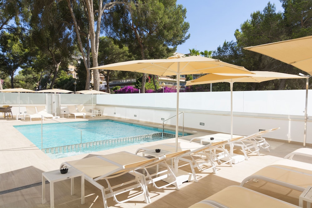HSM Son Verí - Adults Only — Swimming pool in Playa de Palma, Balearic Islands