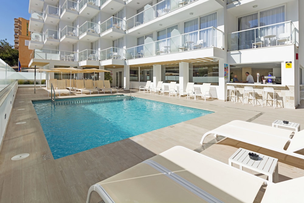 HSM Son Verí - Adults Only — Swimming pool in Playa de Palma, Balearic Islands
