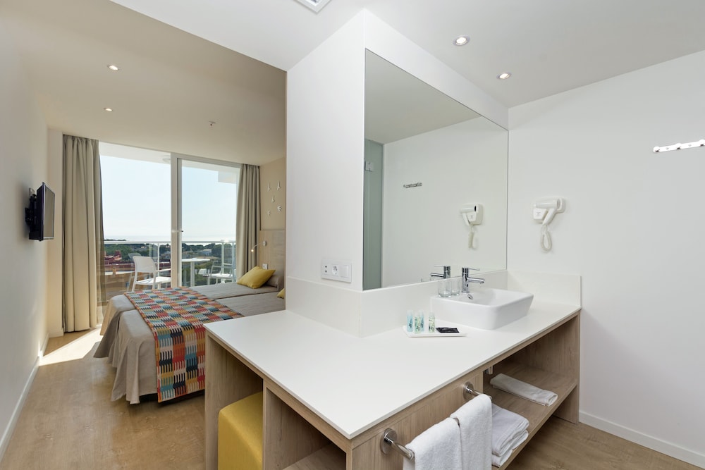 HSM Son Verí - Adults Only — Hotel rooms in Playa de Palma, Balearic Islands