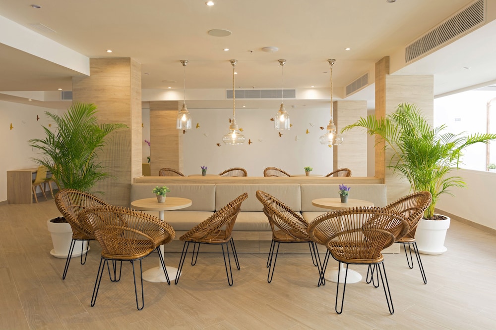 HSM Son Verí - Adults Only — Restaurant & bars in Playa de Palma, Balearic Islands