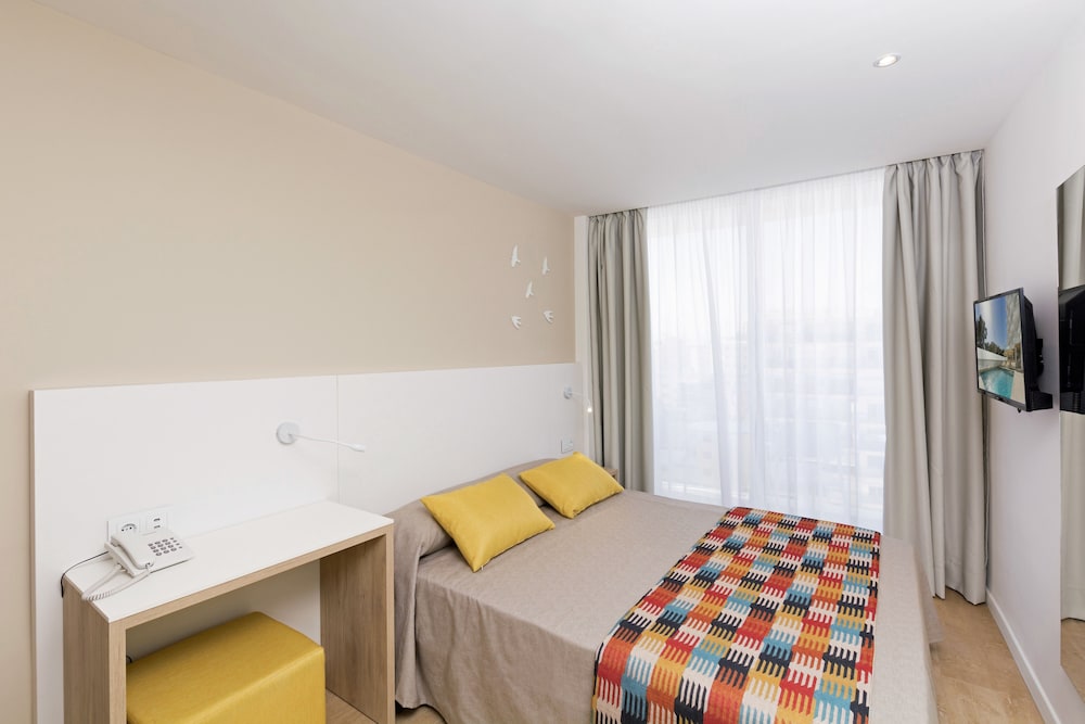 HSM Son Verí - Adults Only — Hotel rooms in Playa de Palma, Balearic Islands