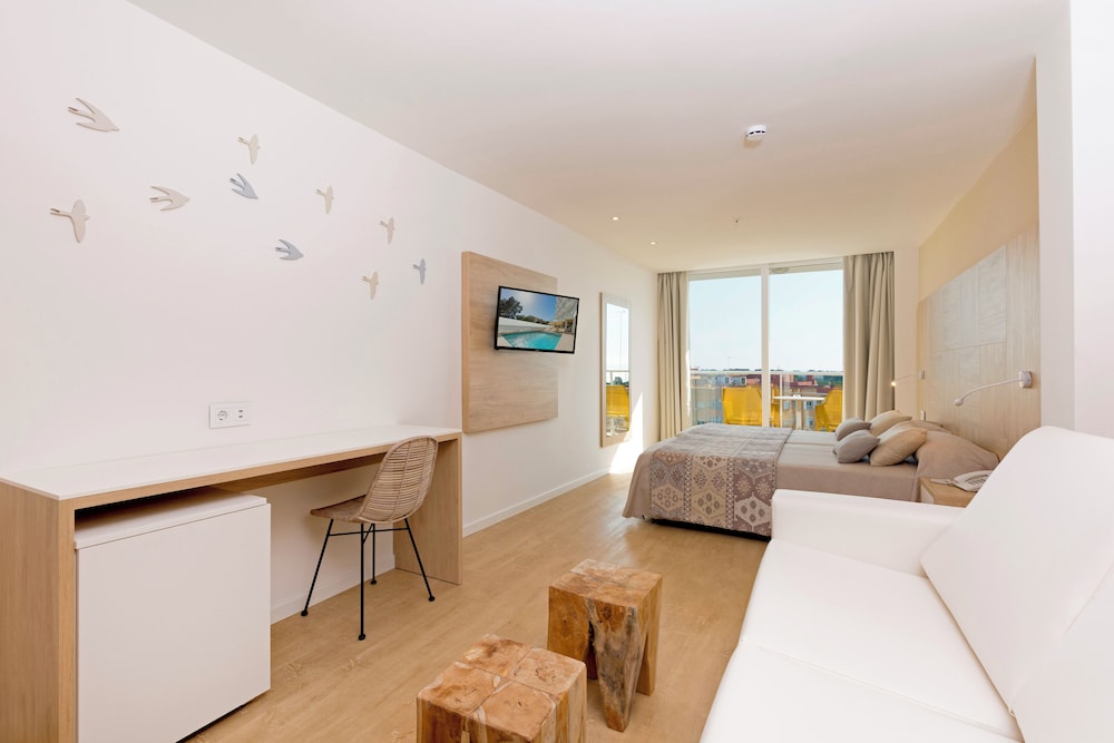 HSM Son Verí - Adults Only — Hotel rooms in Playa de Palma, Balearic Islands