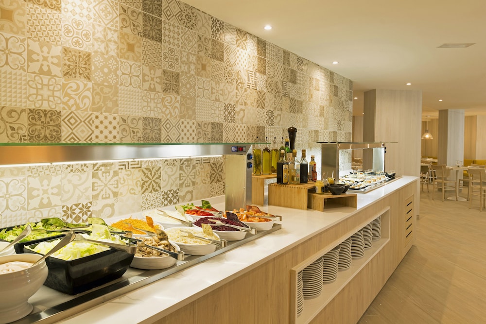 HSM Son Verí - Adults Only — Restaurant & bars in Playa de Palma, Balearic Islands