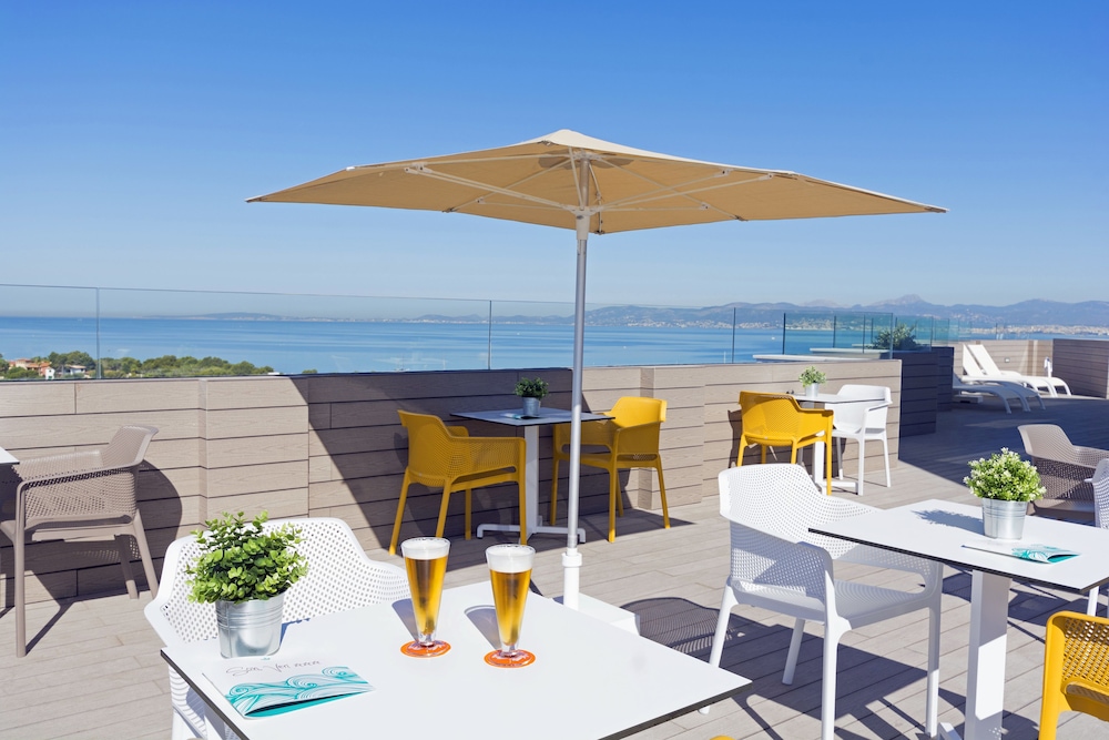 HSM Son Verí - Adults Only — Restaurant & bars in Playa de Palma, Balearic Islands