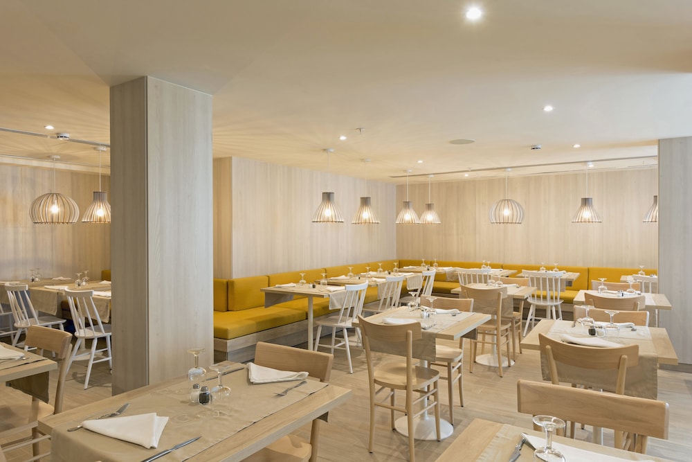 HSM Son Verí - Adults Only — Restaurant & bars in Playa de Palma, Balearic Islands