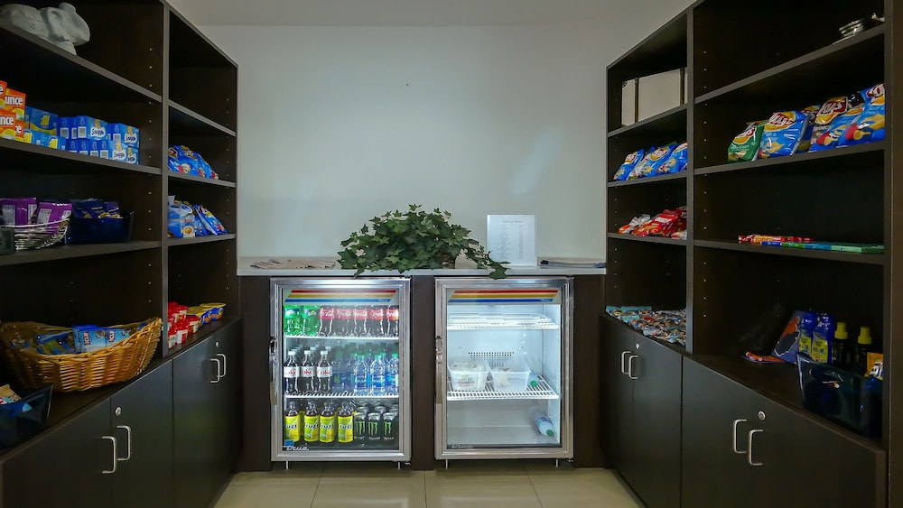 Holiday Inn Fort Myers - Downtown Area by IHG — Restaurant & bars in Fort Myers, Florida