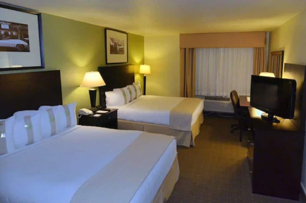 Holiday Inn Fort Myers - Downtown Area by IHG — Hotel rooms in Fort Myers, Florida