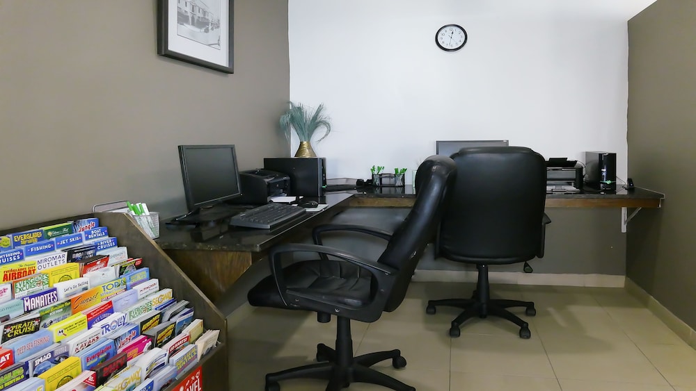 Holiday Inn Fort Myers - Downtown Area by IHG — Hotel rooms in Fort Myers, Florida