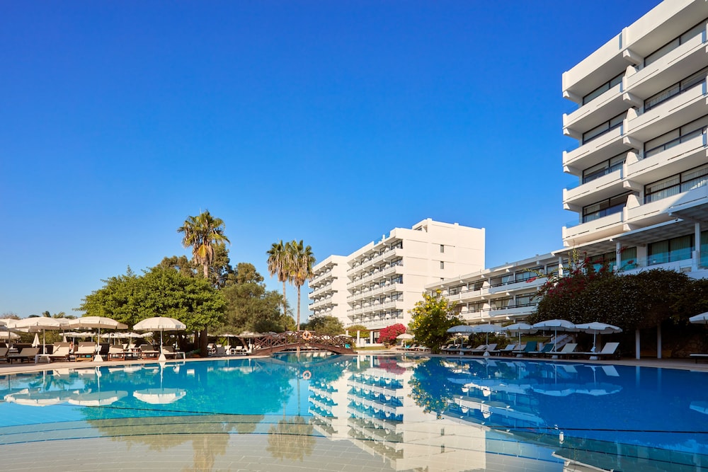 Grecian Bay Hotel - zdjęcie 2