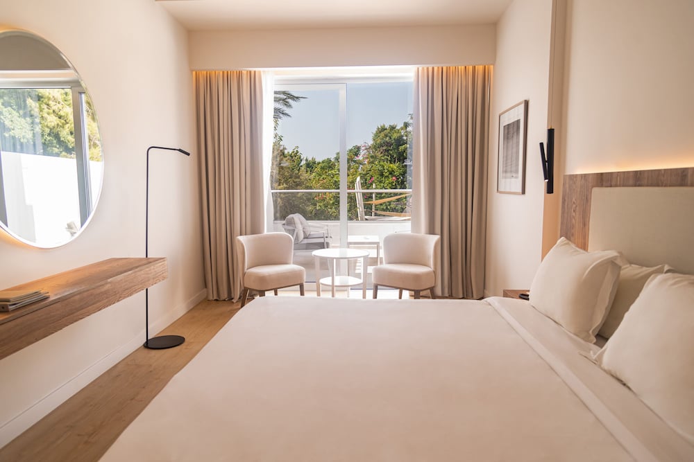 Grecian Sands Hotel — Hotel rooms in Ayia Napa, Famagusta Region