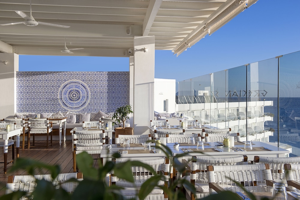 Grecian Sands Hotel — Restaurant & bars in Ayia Napa, Famagusta Region
