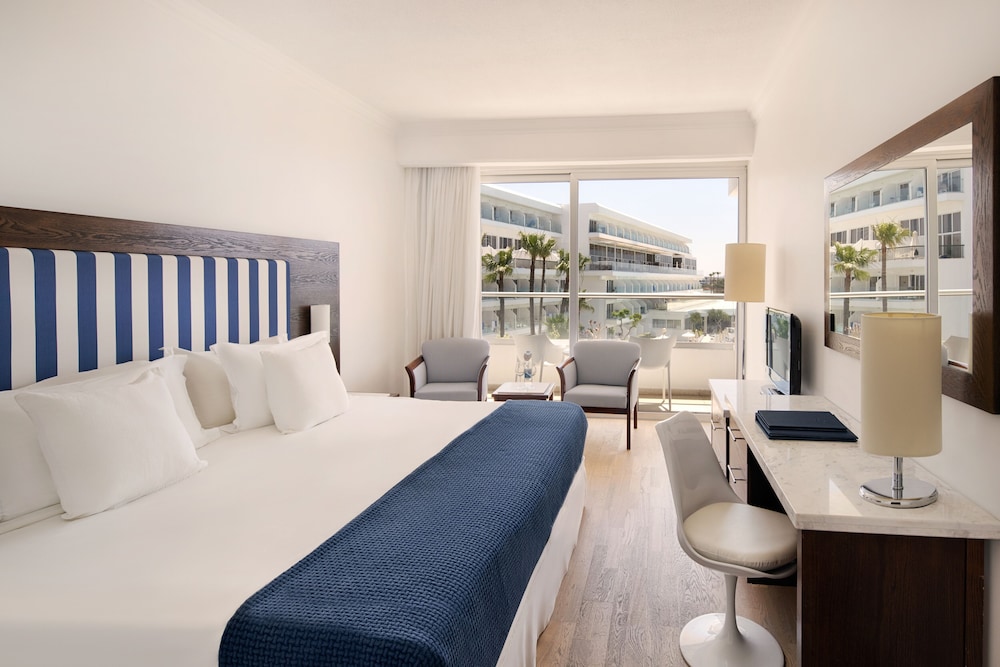 Grecian Sands Hotel — Hotel rooms in Ayia Napa, Famagusta Region