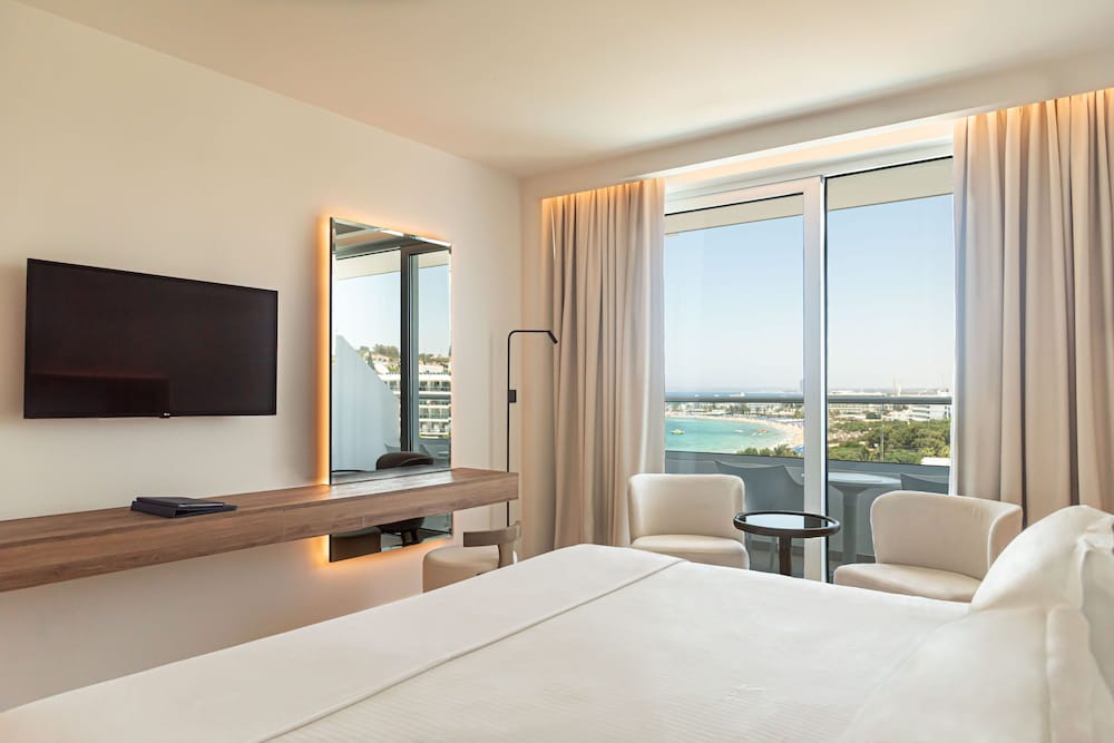 Grecian Sands Hotel — Hotel rooms in Ayia Napa, Famagusta Region