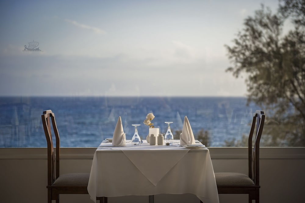 Grecian Sands Hotel — Restaurant & bars in Ayia Napa, Famagusta Region