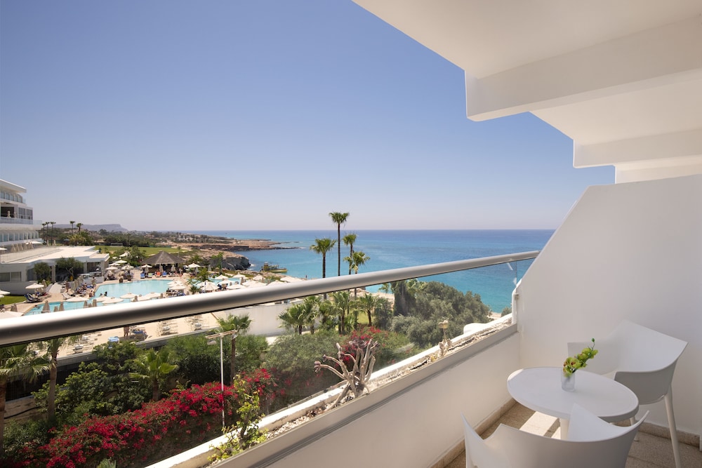 Grecian Sands Hotel — Swimming pool in Ayia Napa, Famagusta Region
