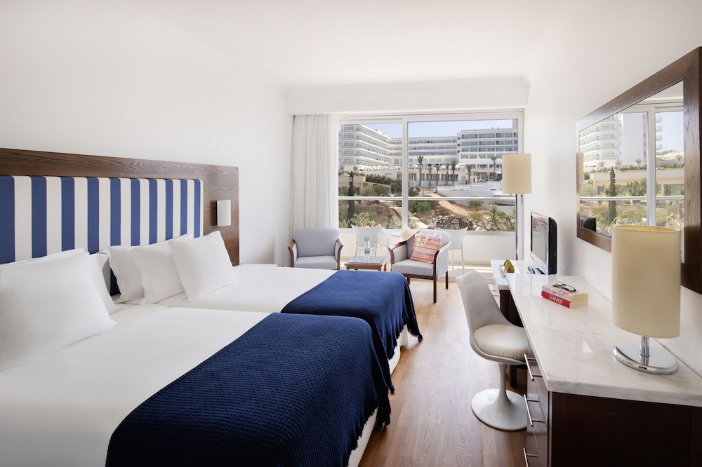 Grecian Sands Hotel — Hotel rooms in Ayia Napa, Famagusta Region