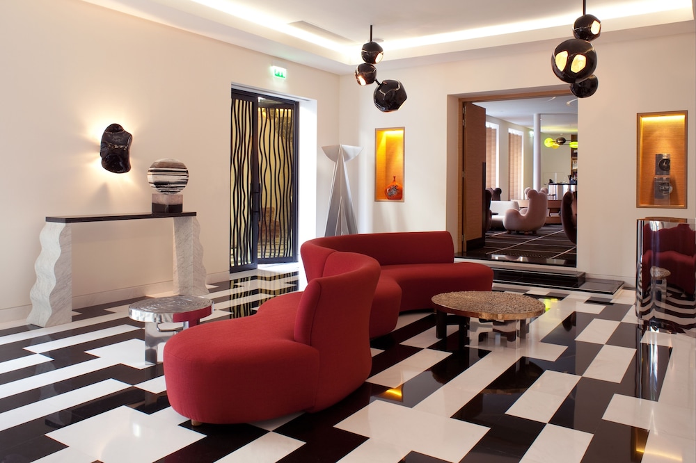 Hotel Marignan Champs - Elysées — Restaurant & bars in Paris, Ile-de-France