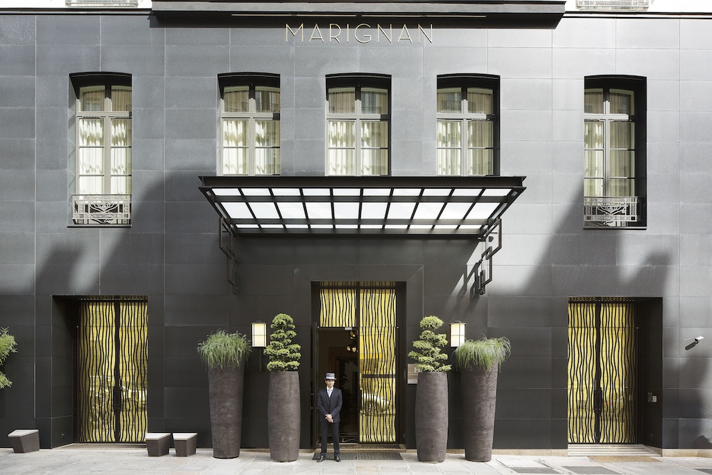 Hotel Marignan Champs - Elysées — Main photo in Paris, Ile-de-France