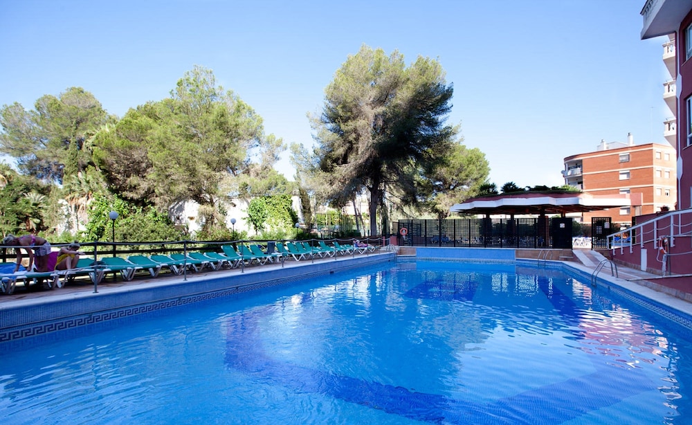Ona Luna Park — Swimming pool in Cala Blava, Balearic Islands
