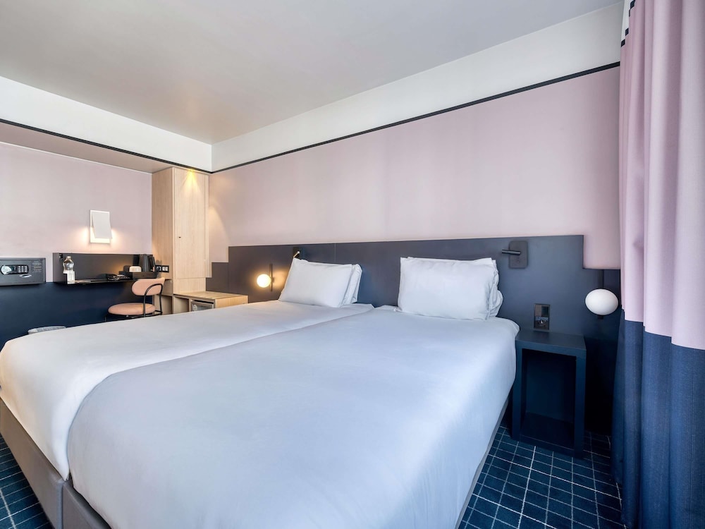 Hôtel Mercure Paris 15 Porte de Versailles — Hotel rooms in Paris, Ile-de-France