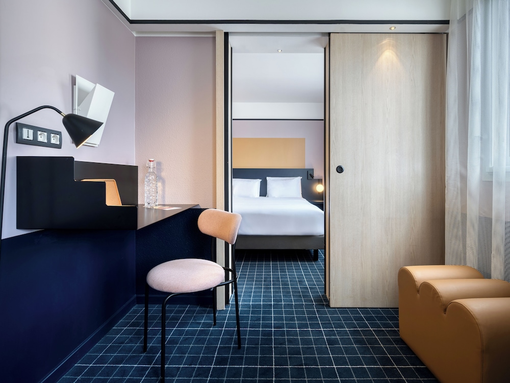 Hôtel Mercure Paris 15 Porte de Versailles — Hotel rooms in Paris, Ile-de-France