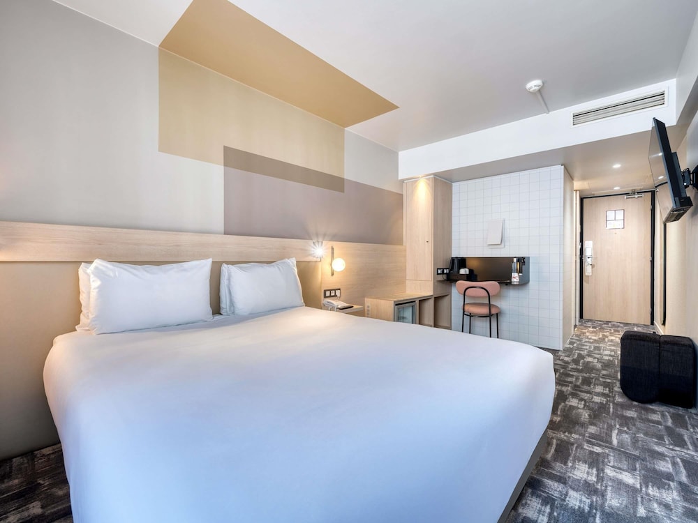 Hôtel Mercure Paris 15 Porte de Versailles — Hotel rooms in Paris, Ile-de-France