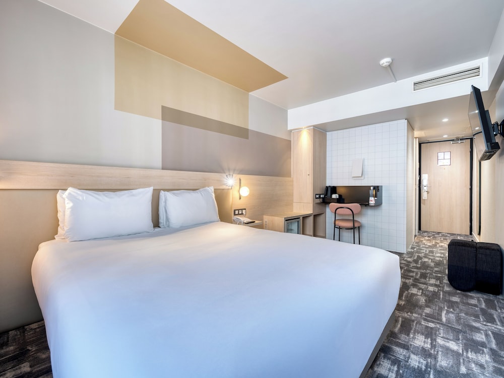 Hôtel Mercure Paris 15 Porte de Versailles — Hotel rooms in Paris, Ile-de-France