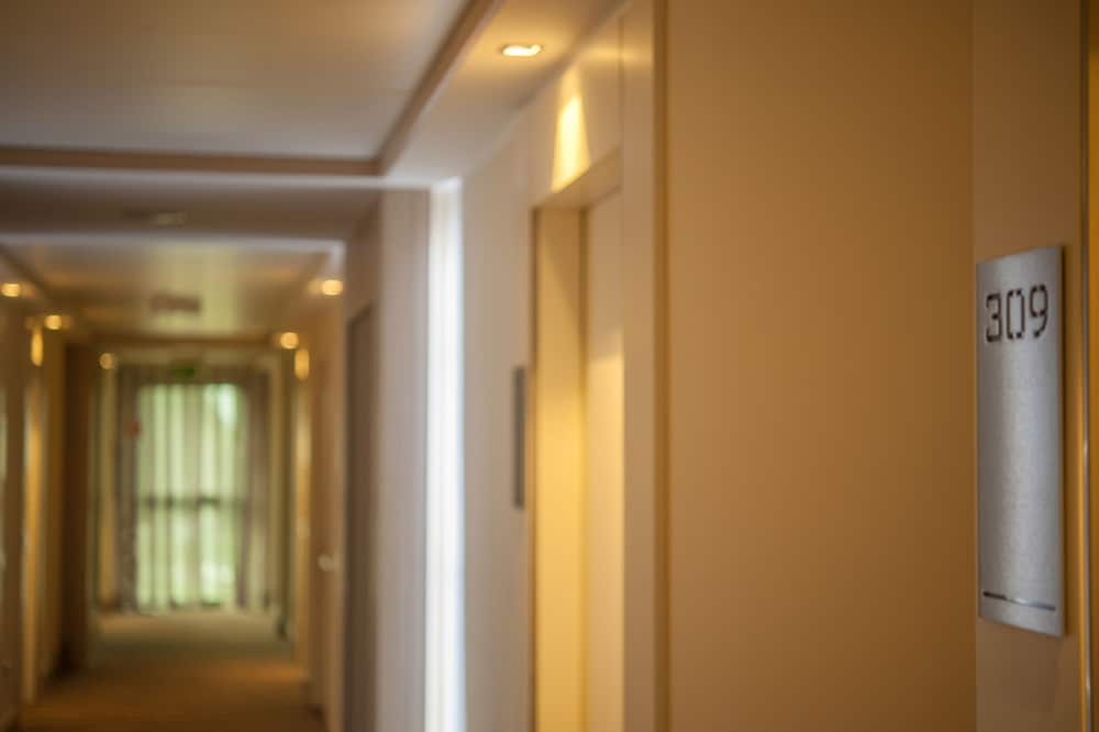 AS Hotel Limbiate Fiera — Hotel building in Limbiate, Lombardy