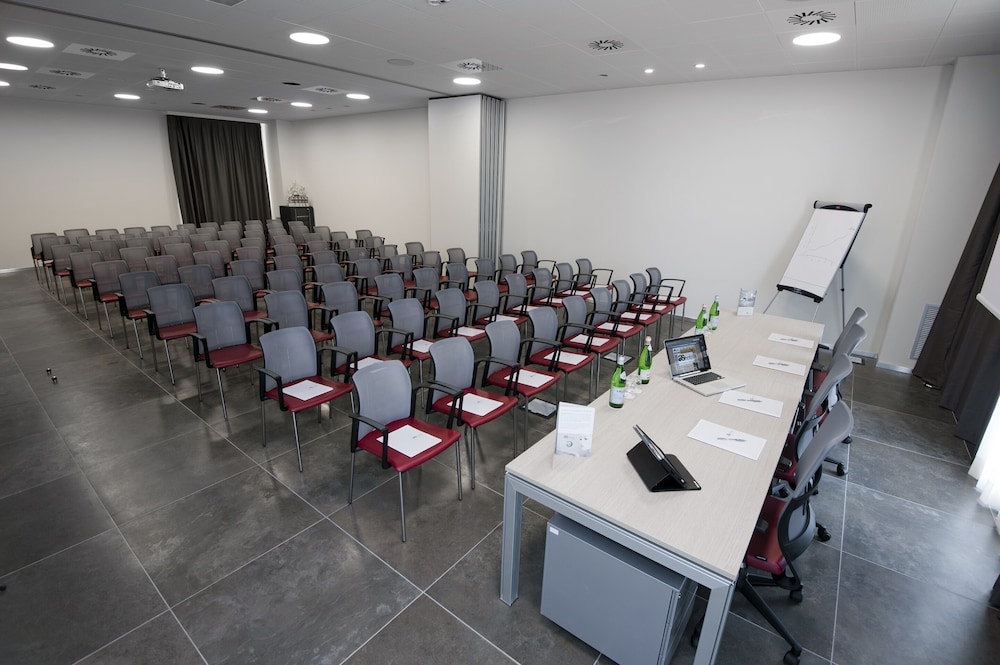 AS Hotel Limbiate Fiera — Hotel building in Limbiate, Lombardy