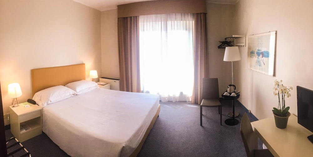 Hotel Blaise & Francis — Hotel rooms in Milan, Lombardy