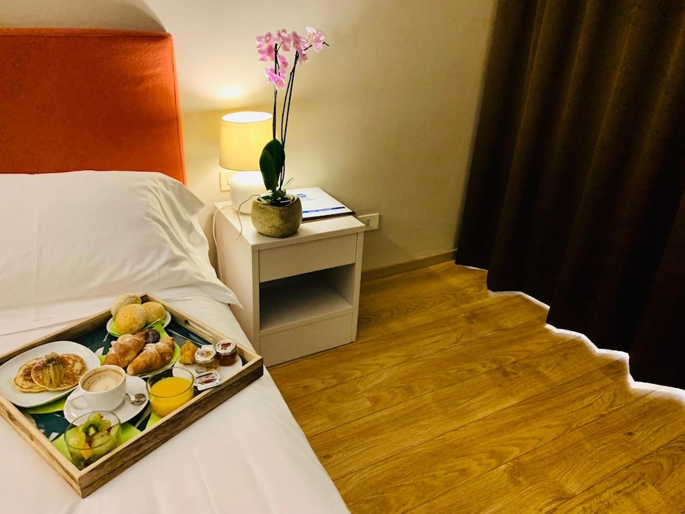 Hotel Blaise & Francis — Hotel rooms in Milan, Lombardy