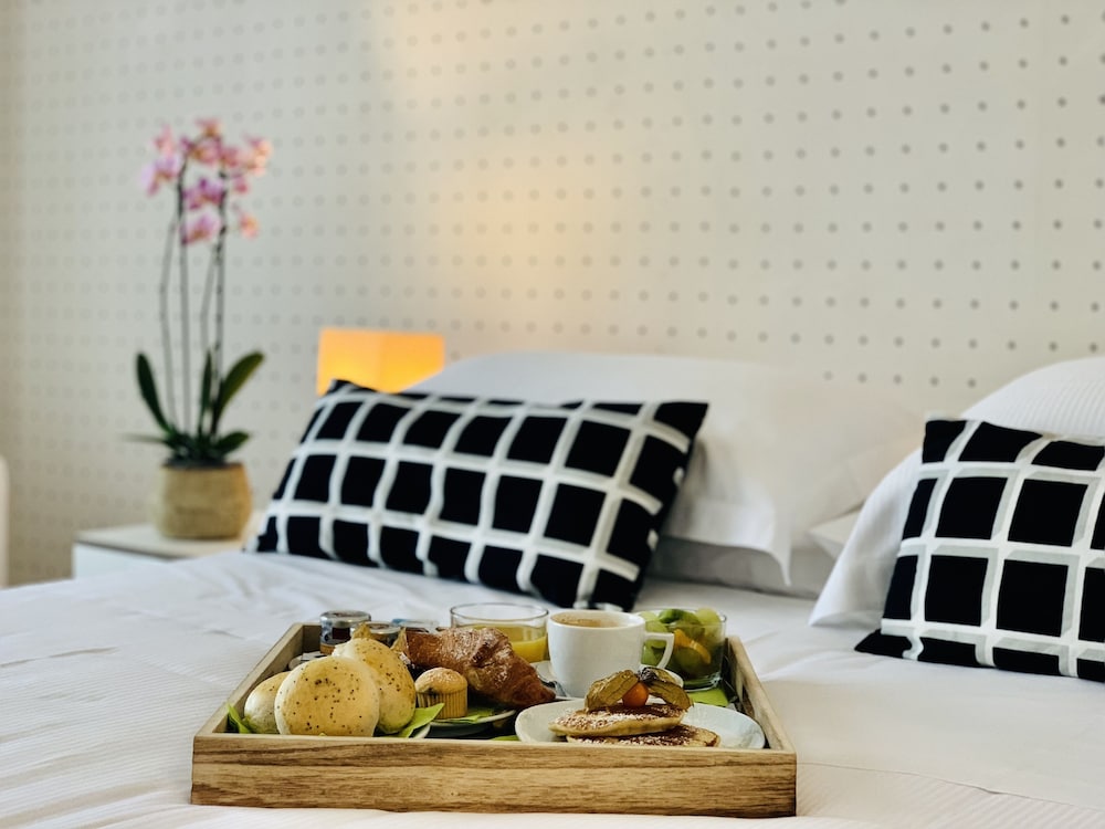 Hotel Blaise & Francis — Hotel rooms in Milan, Lombardy