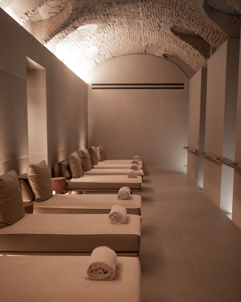 Four Seasons Hotel Milano — Spa in Milan, Lombardy