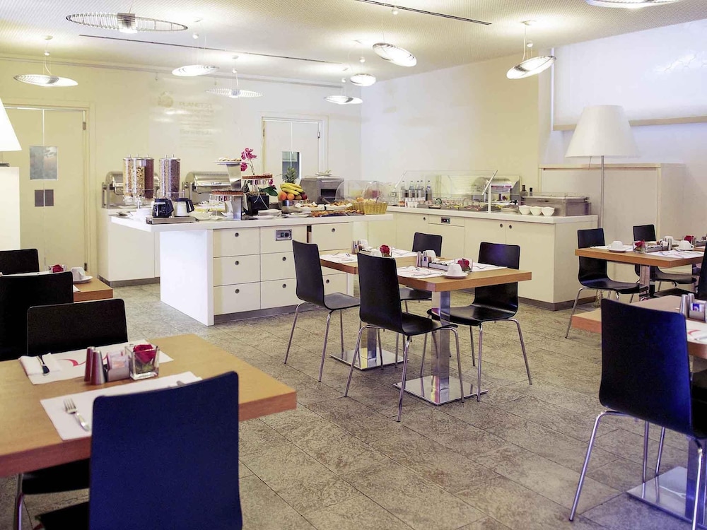 Mercure Milano Solari — Restaurant & bars in Milan, Lombardy