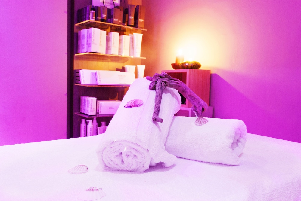 Sina De la Ville — Spa in Milan, Lombardy