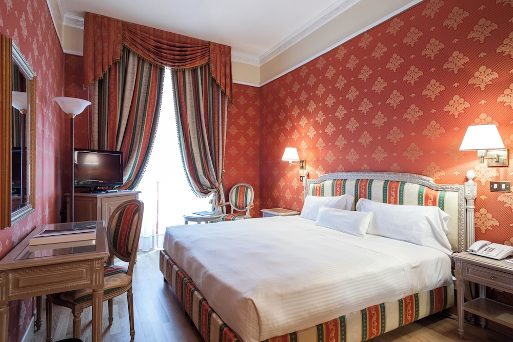 Sina De la Ville — Hotel rooms in Milan, Lombardy