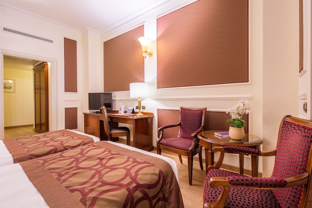 Grand Visconti Palace — Hotel rooms in Milan, Lombardy