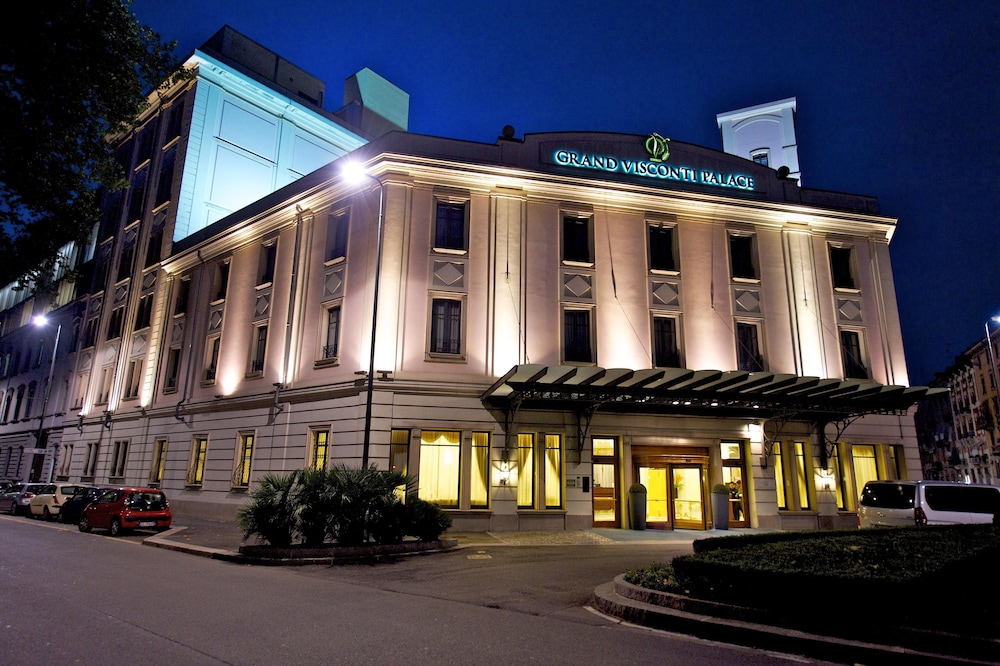 Grand Visconti Palace — Hotel building in Milan, Lombardy