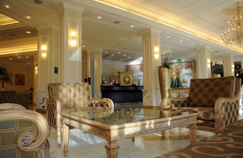 Grand Visconti Palace — Hotel building in Milan, Lombardy