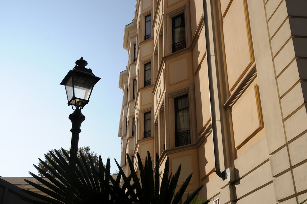 Grand Visconti Palace — Hotel building in Milan, Lombardy